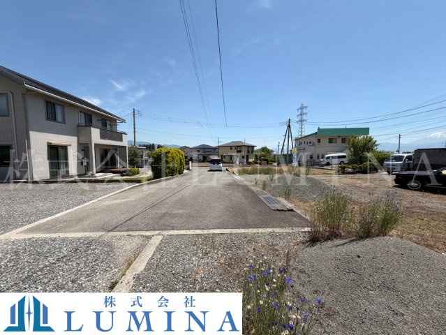 韮崎市旭町上條中割の外観