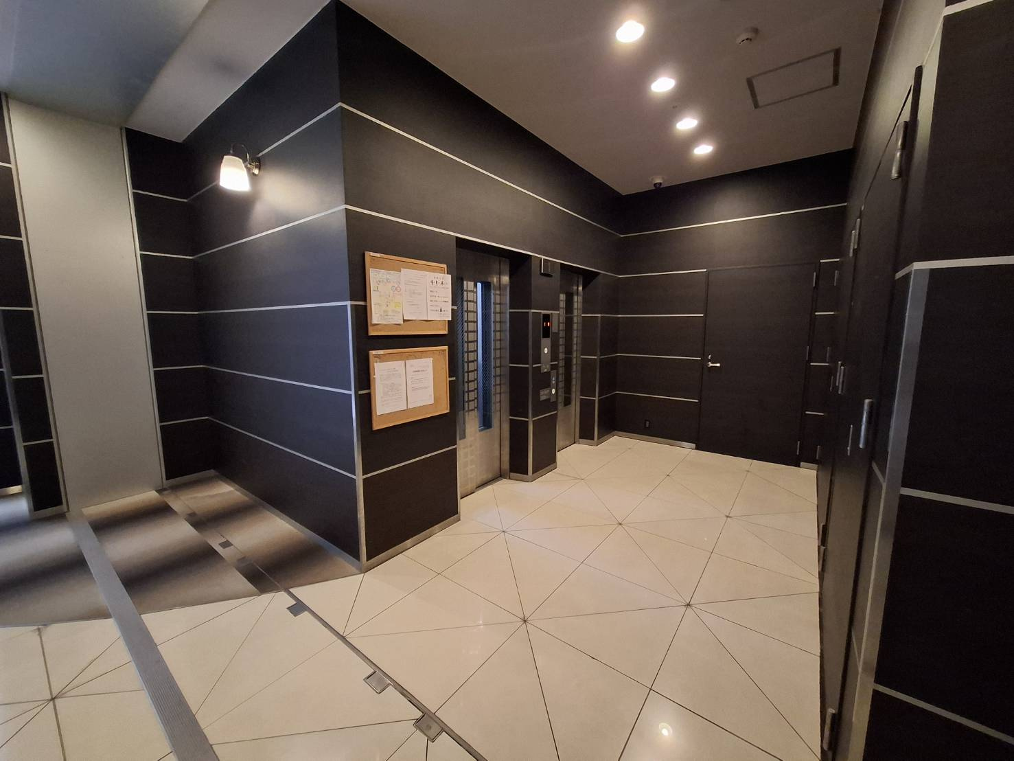 キララシティコート　静岡市清水区港町２丁目のその他共用部分|エレベーター2基：朝の混雑緩和や、1基が点検・故障中も移動手段を確保できるため利便性が高いです