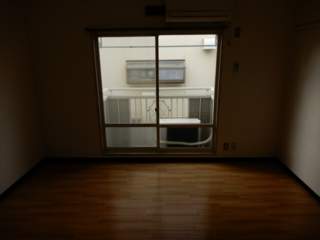 父夫山ハイツの子供部屋