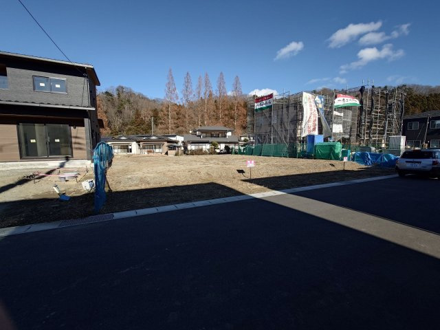 いわき市好間町上好間分譲地。南面整形地の外観|日陰の位置をご確認ください。建物の建築位置は陽当たり良好かと存じます。