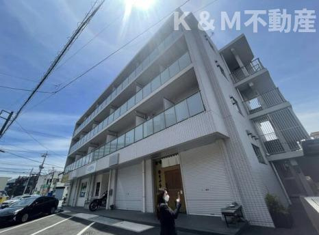 セントラルオークのエントランス|ゆとりのあるエントランスです