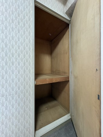 ベルメゾン武蔵関2階の収納|こまごまとしたものを収納できそうですね