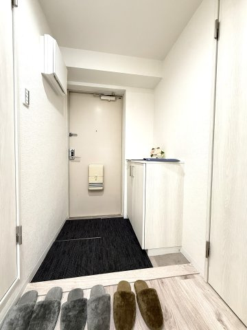 メゾンドルチェ23番館の玄関