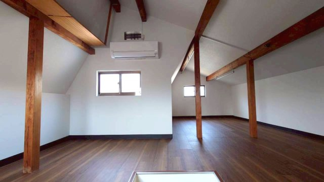 屋根裏部屋です