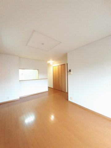 熊本市東区下南部１丁目のアパートの居間・リビング|おしゃれなリビングです