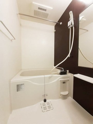 熊本市中央区国府１丁目の賃貸マンションの浴室|コンパクトで使いやすいお風呂です
