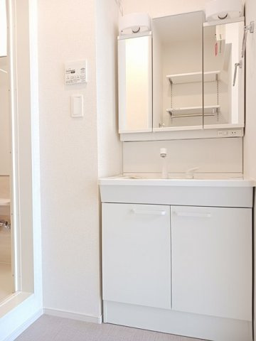 フェリーチェ　２１の洗面所|使いやすい洗面所です