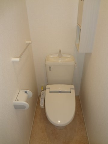 熊本市中央区黒髪２丁目のアパートのトイレ|落ち着いたトイレです