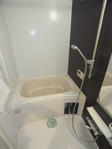 熊本市北区大窪２丁目の賃貸マンションの浴室|お風呂です