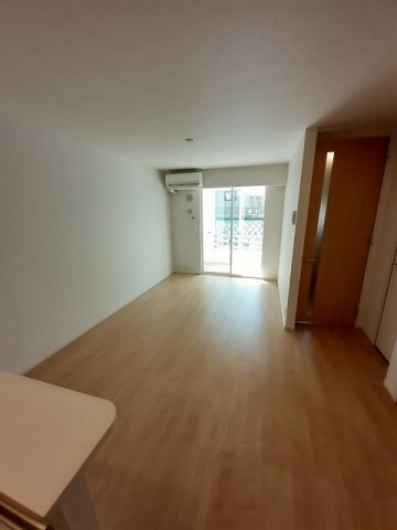 熊本市北区楡木３丁目のアパートの居間・リビング|ゆったり過ごせるリビングです