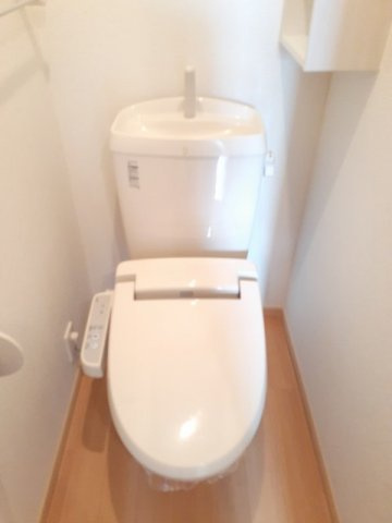 熊本市北区清水東町のアパートのトイレ|落ち着いたトイレです