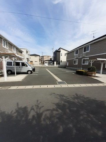熊本市北区鶴羽田４丁目のアパートの駐車場|駐車場完備です