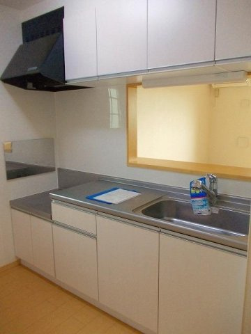 熊本市北区鶴羽田４丁目のアパートのキッチン|コンパクトなキッチンで掃除もラクラク
