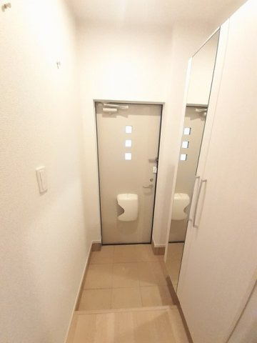 熊本市北区梶尾町のアパートの玄関|きれいな玄関です