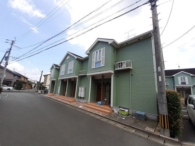 菊池郡菊陽町花立１丁目のアパート