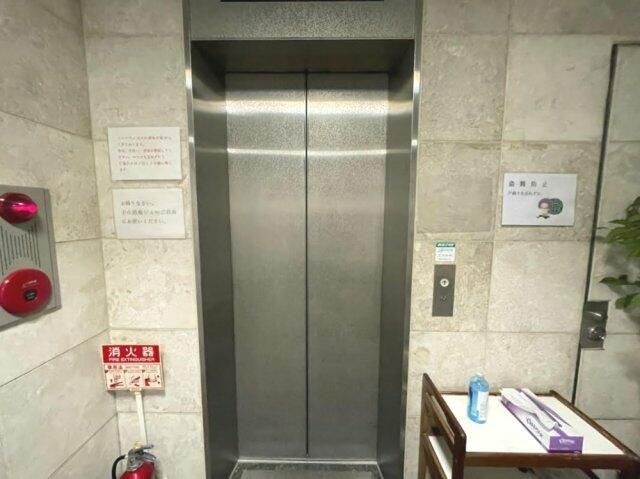 ＰＬＡＣＥ・Ｔのエントランス