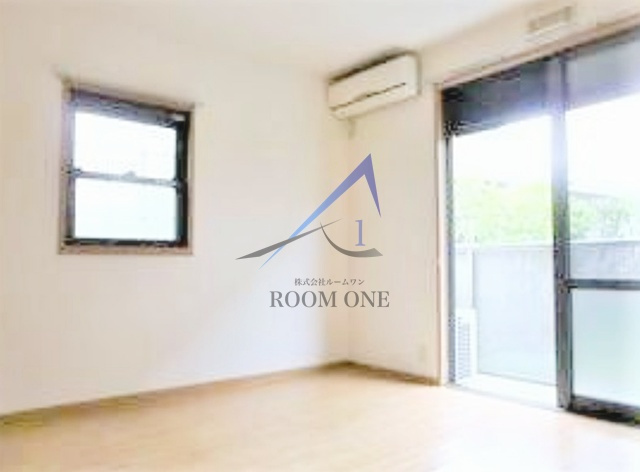 ドエル弐番館の居間・リビング|洋室のお部屋です。