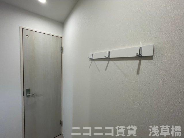 MELDIA堀切菖蒲園Ⅲの玄関|別号室イメージの為、現状を優先致します。別号室イメージの為、現状を優先致します。