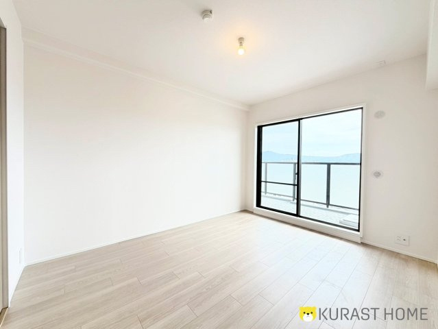 コスモワンダータウン　9階の洋室|洋室6.4帖