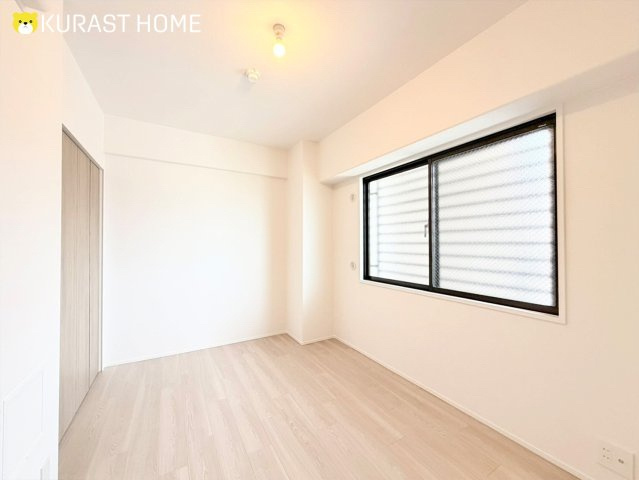 コスモワンダータウン　9階の洋室|洋室5.2帖