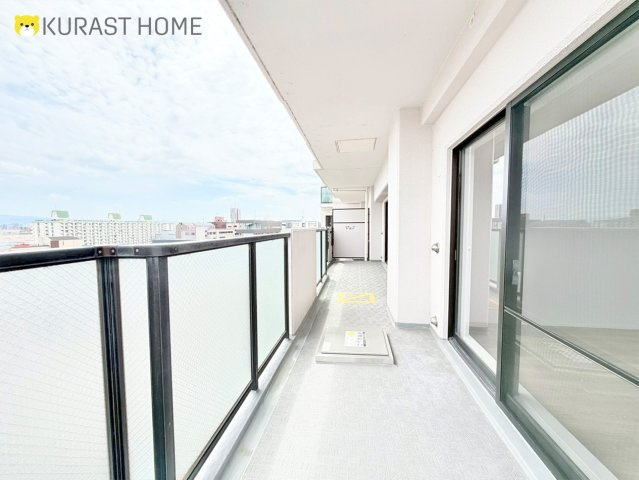 コスモワンダータウン　9階のバルコニー