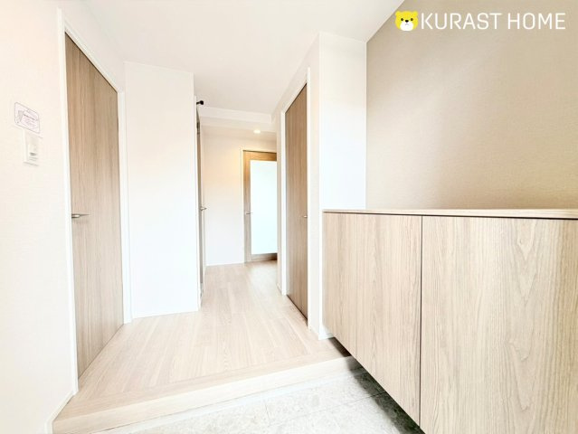 コスモワンダータウン　9階の玄関