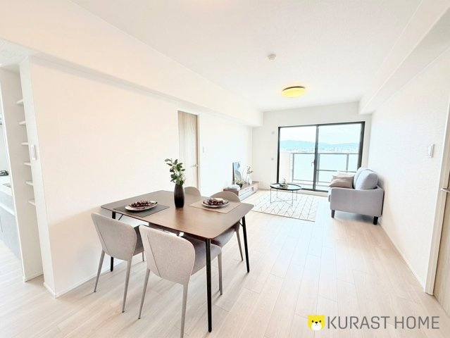 コスモワンダータウン　9階の居間・リビング