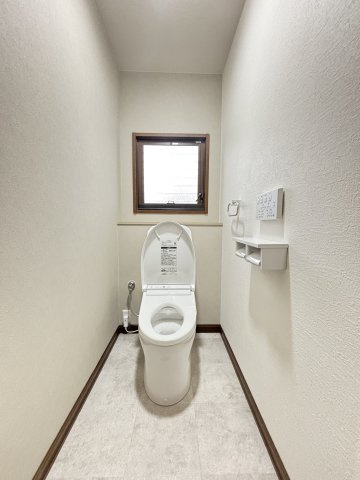 【トイレ】 | 荒尾市一部 | ☆2階トイレ新品交換☆