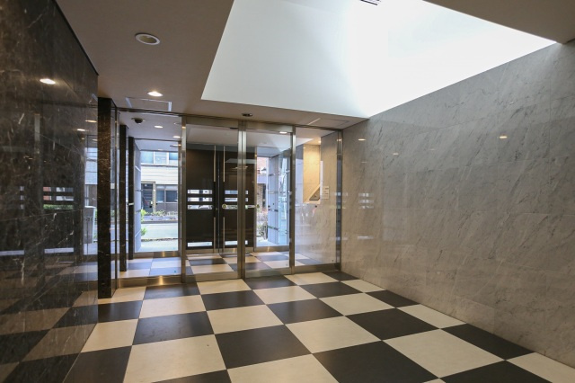 スカイコート両国参番館のロビー