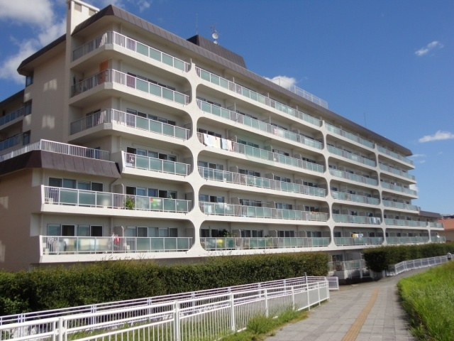 ユニハイツ朝霧