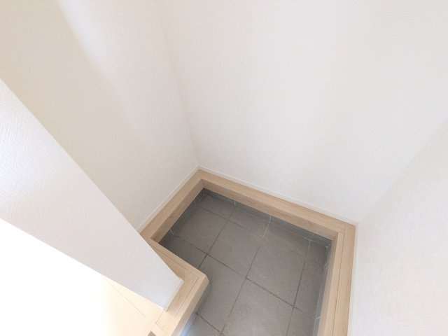 取手市宮和田　第9　新築戸建　1号棟の玄関