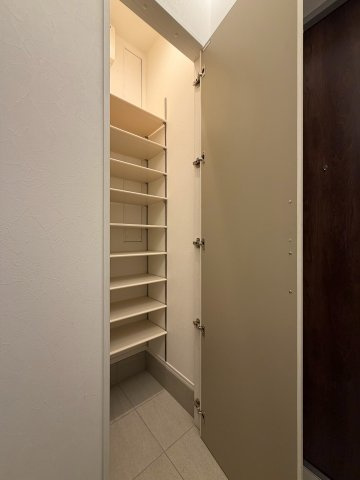 SPACE CUBE HONJIN　名古屋市賃貸　仲介手数料無料の収納