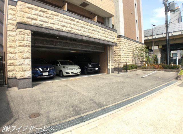 【その他共用部分】 | プレサンス新大阪ヴィガ | 敷地内駐車場