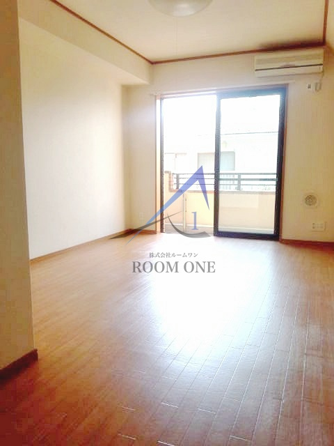 Cielo Fontanaの居間・リビング|洋室のお部屋です。