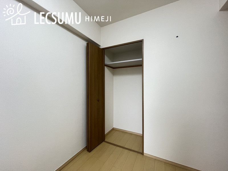 ロイヤルシャトー手柄南の収納