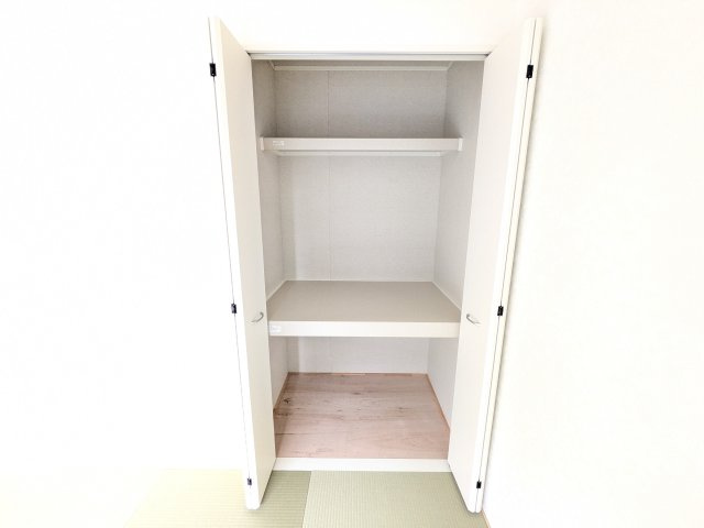 かすみがうら市下稲吉第15　新築戸建　の収納