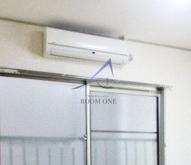 秋山ハイツの設備|エアコンです。