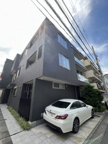 イン　ウィステリア