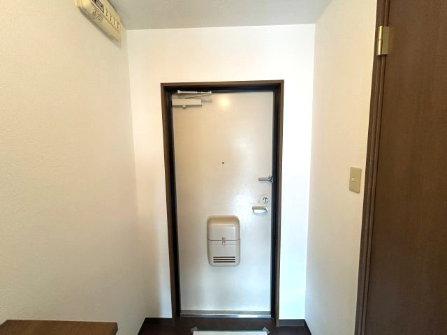 リベルテ六甲の玄関