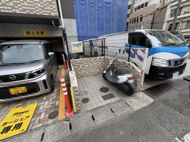 AXiS神戸みなと元町の駐車場