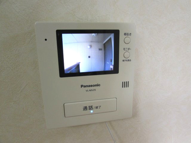 ベルテ伊藤D棟のセキュリティ|洋室にはモニター付きドアホン設置