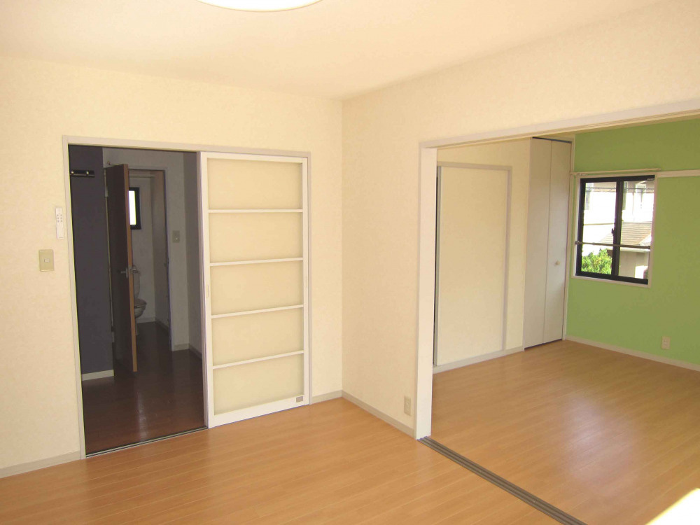 ベルテ伊藤D棟の居間・リビング|使いやすいリビングです