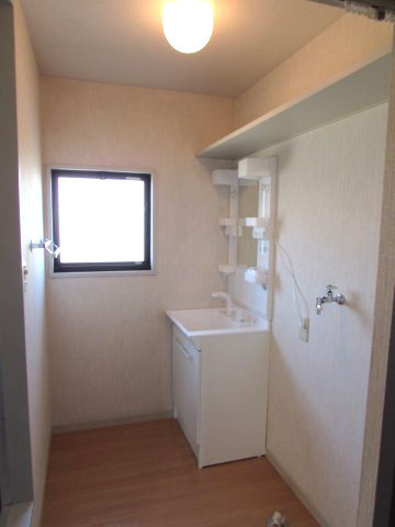 ベルテ伊藤D棟の独立洗面台|独立洗面台です