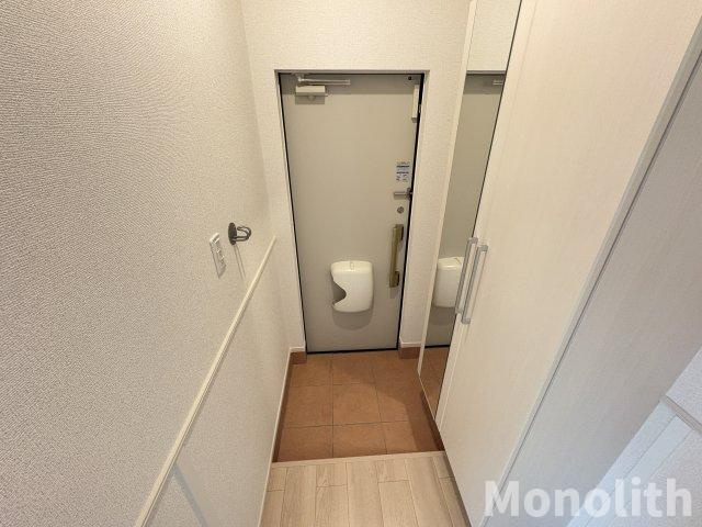 エルミタージュ泉ヶ丘の玄関