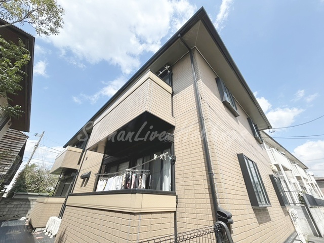 藤沢市鵠沼松が岡２丁目のアパートの外観