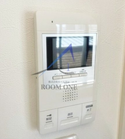 新子安レジデンスのセキュリティ|モニター付きインターホンです。