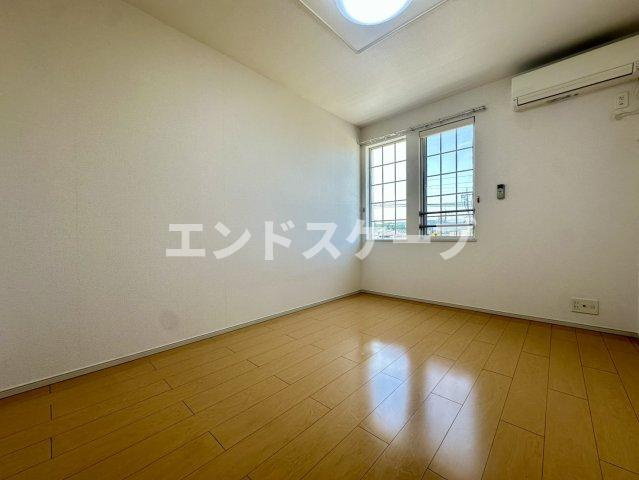 カーサ・ブローテⅢの洋室|高崎、前橋のお部屋探しはエンドスケープまで！お客様の理想お聞かせ下さい♪