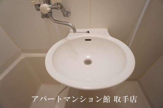 レオパレスアネックスの洗面所