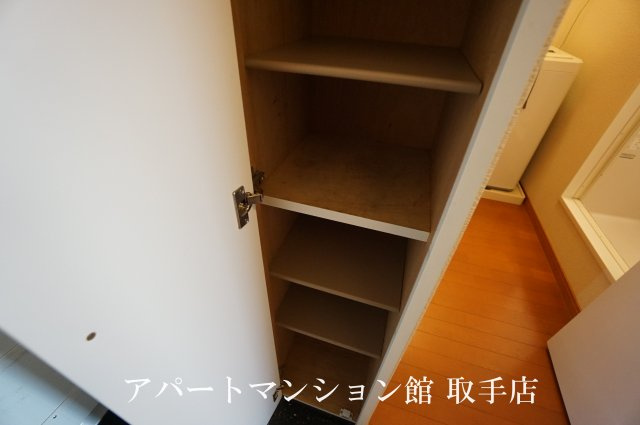 レオパレスアネックスの収納