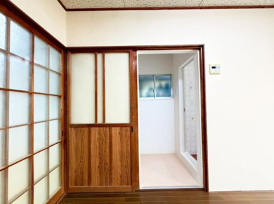 【居間・リビング】 | 灘区薬師通４丁目　中古戸建